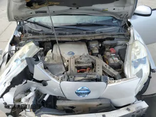 2015 Nissan LEAF SL with VIN 1N4AZ0CP3FC326441, listed as a Copart auction lot 50763835 with 120,373 mi miles and Salvage title. Bid and sale history available at DreamBid. Image 13.