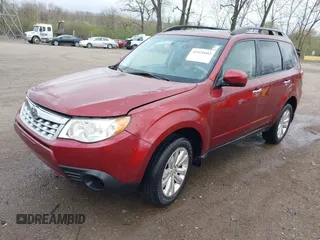 2013 Subaru Forester 2.5X Premium with VIN JF2SHADC9DH433403, listed as a IAAI auction lot 41921603 with 164,417 mi miles. Bid and sale history available at carsss.com. Image 17.