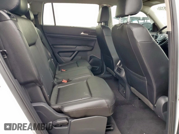 2018 Volkswagen Atlas SE with VIN 1V2DR2CA8JC551668, listed as a Copart auction lot 60636155 with 125,931 mi miles and Salvage title. Bid and sale history available at DreamBid. Image 11.