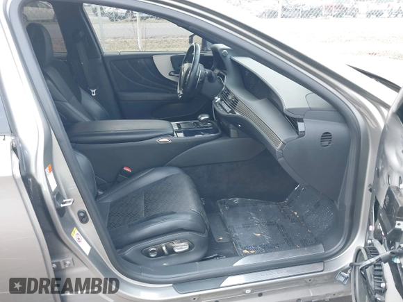 2018 Lexus LS 500 z VIN JTHC51FFXJ5002387, wystawiony jako IAAI lot #41178208 z przebiegiem 56 142 mil mil oraz . Historia ofert i sprzedaży dostępna na DreamBid. Obrazek 5.