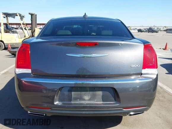 2017 Chrysler 300 Limited with VIN 2C3CCAAG6HH607618, listed as a IAAI auction lot 41879320 with 144,324 mi miles. Bid and sale history available at carsss.com. Image 17.