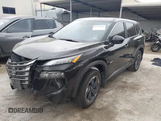 2024 Nissan Rogue SV z VIN 5N1BT3BA8RC760241, wystawiony jako IAAI lot #41956311 z przebiegiem 6 302 mil mil oraz . Historia ofert i sprzedaży dostępna na DreamBid. Obrazek 2.