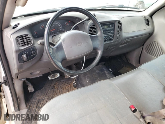 2000 Ford F-150 XL с VIN 1FTRF17W7YNB26280, выставлен на аукционе Copart как лот 70512574 с пробегом Не указан миль и Списание • Salvage title. История ставок и продаж доступна на DreamBid. Изображение 8.