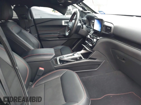2023 Ford Explorer ST-Line z VIN 1FMSK7KH4PGA88739, wystawiony jako IAAI lot #42032609 z przebiegiem 41 818 mil mil oraz . Historia ofert i sprzedaży dostępna na DreamBid. Obrazek 5.