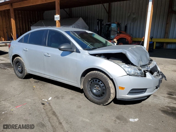 2014 Chevrolet Cruze LS with VIN 1G1PB5SH5E7120621, listed as a Copart auction lot 49137545 with 80,573 mi miles and Salvage Title. Bid and sale history available at carsss.com. Image 4.