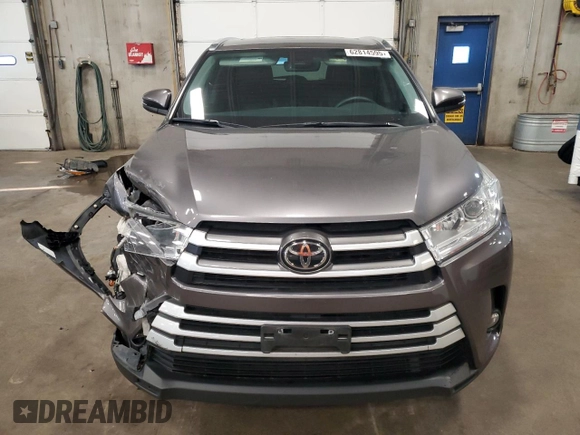 2019 Toyota Highlander SE with VIN 5TDJZRFH0KS598991, listed as a Copart auction lot 62814595 with 87,724 mi miles and Salvage title. Bid and sale history available at DreamBid. Image 5.