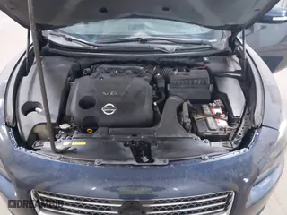 2010 Nissan Maxima 3.5 SV w/Premium Pkg with VIN 1N4AA5AP6AC847637, listed as a IAAI auction lot 41821631 with 1 mi miles. Bid and sale history available at carsss.com. Image 10.