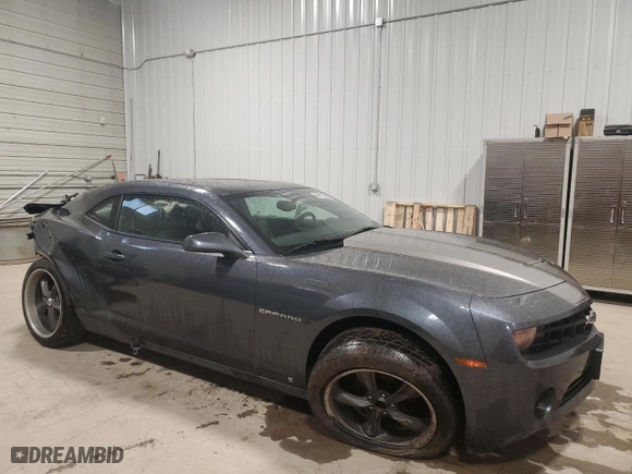2010 Chevrolet Camaro 1LT with VIN 2G1FB1EV8A9110857, listed as a Copart auction lot 49710755 with 73,103 mi miles and Salvage Title. Bid and sale history available at carsss.com. Image 4.