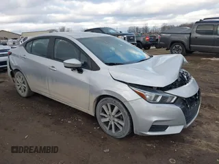2021 Nissan Versa SV with VIN 3N1CN8EV8ML844199, listed as a IAAI auction lot 41008289 with 95,249 mi miles. Bid and sale history available at carsss.com. Image 1.