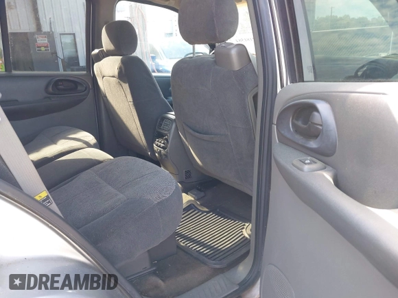 2004 Chevrolet TrailBlazer LT with VIN 1GNDS13S942259389, listed as a IAAI auction lot 42181584 with 37,612 mi miles and . Bid and sale history available at DreamBid. Image 8.