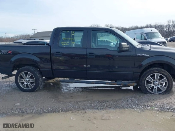 2014 Ford F-150 XL with VIN 1FTFW1EF2EKD90252, listed as a IAAI auction lot 41460388 with 153,491 mi miles. Bid and sale history available at carsss.com. Image 13.
