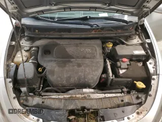 2013 Dodge Dart SE z VIN 1C3CDFAA1DD198103, wystawiony jako Copart lot #52250855 z przebiegiem 119 890 mil mil oraz Szkoda całkowita • Salvage title. Historia ofert i sprzedaży dostępna na DreamBid. Obrazek 13.