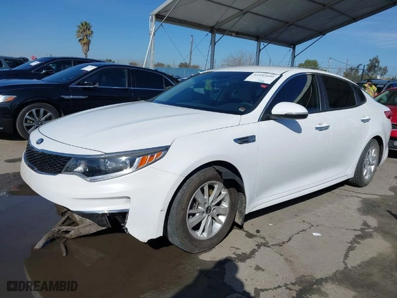 2018 Kia Optima LX with VIN 5XXGT4L3XJG208874, listed as a IAAI auction lot 41592695 with 40,978 mi miles. Bid and sale history available at carsss.com. Image 2.