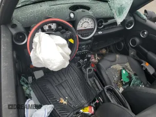 2014 MINI Convertible S с VIN WMWZP3C5XET706231, выставлен на аукционе Copart как лот 55610615 с пробегом 70 416 миль миль и Списание • Salvage title. История ставок и продаж доступна на DreamBid. Изображение 8.