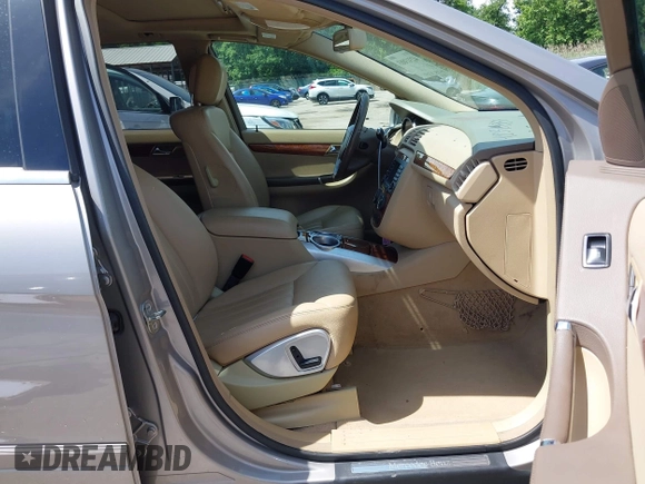 2008 Mercedes-Benz R 3.5L z VIN 4JGCB65E78A076881, wystawiony jako IAAI lot #42313883 z przebiegiem 163 830 mil mil oraz . Historia ofert i sprzedaży dostępna na DreamBid. Obrazek 5.