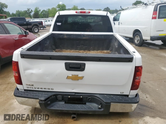 2011 Chevrolet Silverado 1500 LT with VIN 3GCPKSE30BG311997, listed as a Copart auction lot 53735135 with 293,980 mi miles and Clean Title. Bid and sale history available at DreamBid. Image 6.