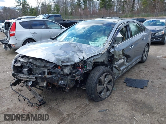 2016 Hyundai Sonata Limited with VIN KMHE34L19GA009305, listed as a IAAI auction lot 42039182 with 145,512 mi miles and . Bid and sale history available at DreamBid. Image 6.
