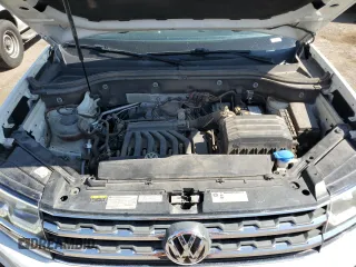 2018 Volkswagen Atlas SE with VIN 1V2CR2CA6JC575771, listed as a Copart auction lot 60574805 with 108,433 mi miles and Salvage title. Bid and sale history available at DreamBid. Image 12.