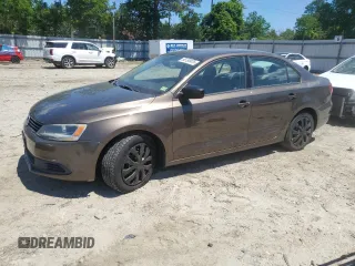 2012 Volkswagen Jetta S с VIN 3VW2K7AJ3CM398290, выставлен на аукционе Copart как лот 56134975 с пробегом 153 430 миль миль и Чистый • Clean title. История ставок и продаж доступна на DreamBid. Изображение 1.