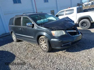2011 Chrysler Town & Country Touring-L with VIN 2A4RR8DG7BR616820, listed as a IAAI auction lot 41601132 with 1 mi miles. Bid and sale history available at carsss.com. Image 1.