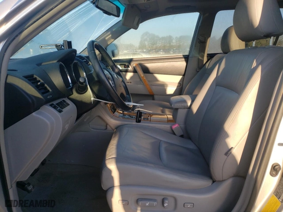 2009 Toyota Highlander Hybrid Limited with VIN JTEEW44A492028718, listed as a Copart auction lot 48860015 with 145,886 mi miles and Salvage Title. Bid and sale history available at carsss.com. Image 7.