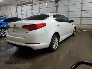 2012 Kia Optima LX with VIN KNAGM4A78C5276050, listed as a Copart auction lot 53879785 with 132,605 mi miles and Clean Title. Bid and sale history available at carsss.com. Image 3.