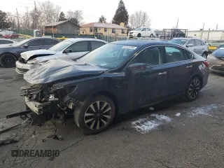 2017 Nissan Altima 2.5 SV with VIN 1N4AL3AP2HC176508, listed as a Copart auction lot 45925295 with 123,038 mi miles and Salvage Title. Bid and sale history available at carsss.com. Image 1.