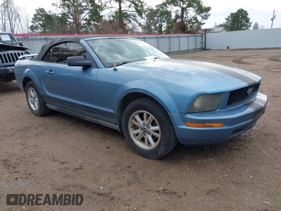 2006 Ford Mustang Standard with VIN 1ZVFT84NX65105899, listed as a IAAI auction lot 41447690 with 168,239 mi miles and . Bid and sale history available at carsss.com. Image 1.
