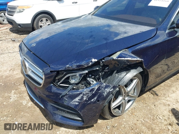 2019 Mercedes-Benz E 450 z VIN WDDZF6JB3KA508944, wystawiony jako IAAI lot #41924160 z przebiegiem 62 302 mil mil oraz . Historia ofert i sprzedaży dostępna na DreamBid. Obrazek 6.