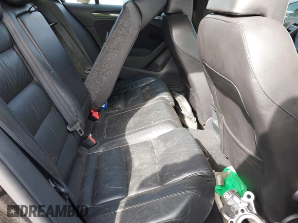 2010 Volkswagen GTI with VIN WVWGD7AJ8AW110814, listed as a IAAI auction lot 41916110 with 173,029 mi miles and . Bid and sale history available at DreamBid. Image 8.