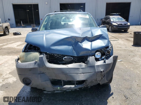 2005 Ford Escape XLS Value with VIN 1FMYU02Z95DA00125, listed as a Copart auction lot 53492325 with 111,032 mi miles and Salvage Title. Bid and sale history available at carsss.com. Image 5.