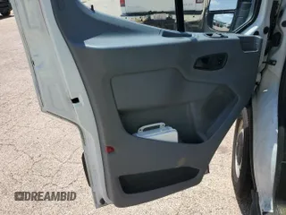 2017 Ford Transit с VIN 1FTYR1YM4HKB19272, выставлен на аукционе IAAI как лот 42740678 с пробегом 91 109 миль миль и . История ставок и продаж доступна на DreamBid. Изображение 29.