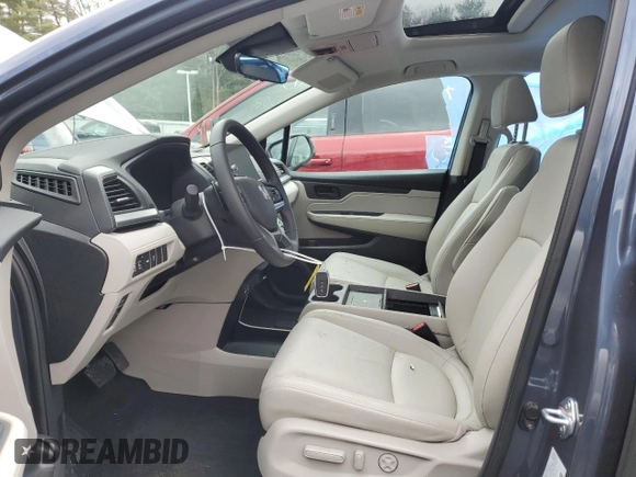 2025 Honda Odyssey EX-L with VIN 5FNRL6H6XSB017869, listed as a Copart auction lot 45461005 with 4,884 mi miles and Salvage Title. Bid and sale history available at carsss.com. Image 7.