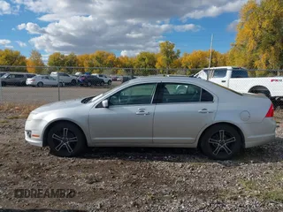 2011 Ford Fusion SEL with VIN 3FAHP0CG5BR335674, listed as a IAAI auction lot 40636468 with 141,869 mi miles. Bid and sale history available at carsss.com. Image 14.