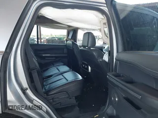 2022 Ford Expedition XLT с VIN 1FMJU1HT4NEA67039, выставлен на аукционе IAAI как лот 42609959 с пробегом 75 880 миль миль и . История ставок и продаж доступна на DreamBid. Изображение 8.