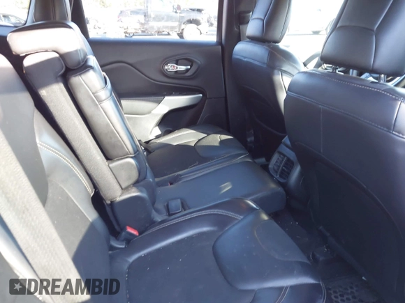 2018 Jeep Cherokee Latitude Plus with VIN 1C4PJMLB6JD526661, listed as a IAAI auction lot 41868189 with 138,572 mi miles and . Bid and sale history available at DreamBid. Image 8.