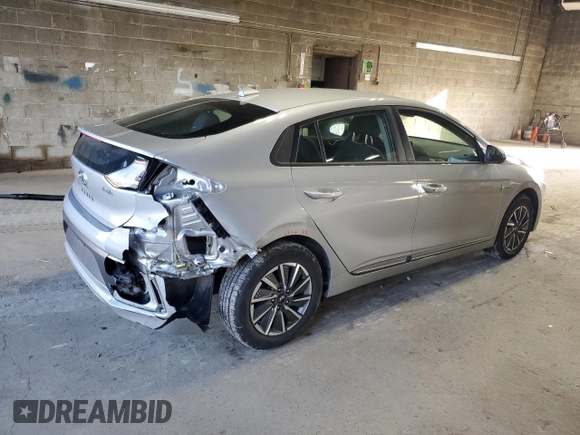 2020 Hyundai Ioniq SE with VIN KMHC75LJ2LU060719, listed as a Copart auction lot 81160044 with 44,770 mi miles and Salvage title. Bid and sale history available at DreamBid. Image 3.
