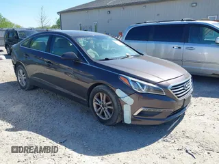 2015 Hyundai Sonata SE z VIN 5NPE24AF4FH214981, wystawiony jako IAAI lot #42096622 z przebiegiem 101 634 mil mil oraz . Historia ofert i sprzedaży dostępna na DreamBid. Obrazek 1.