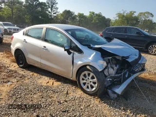 2017 Kia Rio LX z VIN KNADM4A34H6117768, wystawiony jako Copart lot #52455175 z przebiegiem 193 494 mil mil oraz Szkody całkowita. Historia ofert i sprzedaży dostępna na DreamBid. Obrazek 4.