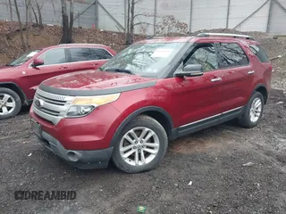 2013 Ford Explorer XLT with VIN 1FM5K8D85DGA47144, listed as a IAAI auction lot 42009829 with 215,192 mi miles and . Bid and sale history available at carsss.com. Image 2.