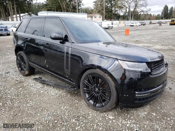 2024 Land Rover Range Rover SE with VIN SALKP9E98RA210376, listed as a Copart auction lot 47433125 with 13,950 mi miles and Salvage Title. Bid and sale history available at carsss.com. Image 4.