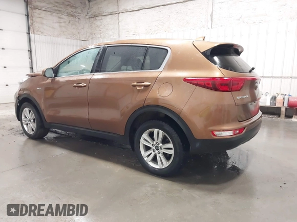 2018 Kia Sportage LX with VIN KNDPMCAC9J7403108, listed as a IAAI auction lot 41946497 with 123,023 mi miles. Bid and sale history available at carsss.com. Image 3.