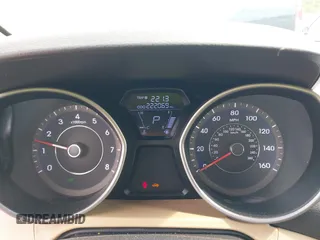 2011 Hyundai Elantra GLS with VIN 5NPDH4AE3BH033821, listed as a IAAI auction lot 42034422 with 222,069 mi miles. Bid and sale history available at carsss.com. Image 7.