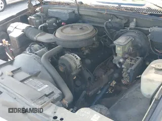 1994 Chevrolet Silverado 1500 with VIN 1GCEC19K4RE242555, listed as a IAAI auction lot 43362655 with 201,706 mi miles and . Bid and sale history available at DreamBid. Image 12.