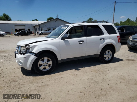 2012 Ford Escape XLT z VIN 1FMCU9DG3CKA09843, wystawiony jako Copart lot #63585395 z przebiegiem Nie podano mil oraz Szkoda całkowita • Salvage title. Historia ofert i sprzedaży dostępna na DreamBid. Obrazek 1.