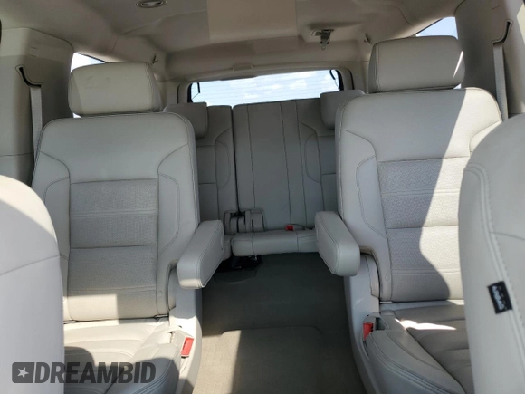 2020 GMC Yukon XL Denali with VIN 1GKS1HKJ1LR303285, listed as a Copart auction lot 71786914 with 132,278 mi miles and Salvage Title. Bid and sale history available at carsss.com. Image 10.