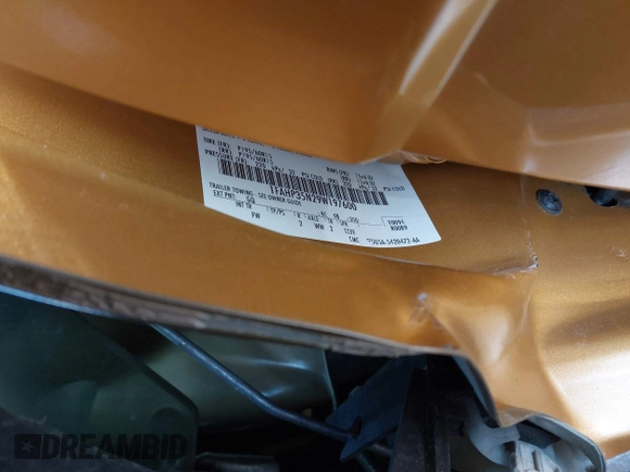 2009 Ford Focus SE z VIN 1FAHP35N29W197600, wystawiony jako IAAI lot #41821808 z przebiegiem 180 568 mil mil oraz . Historia ofert i sprzedaży dostępna na DreamBid. Obrazek 9.