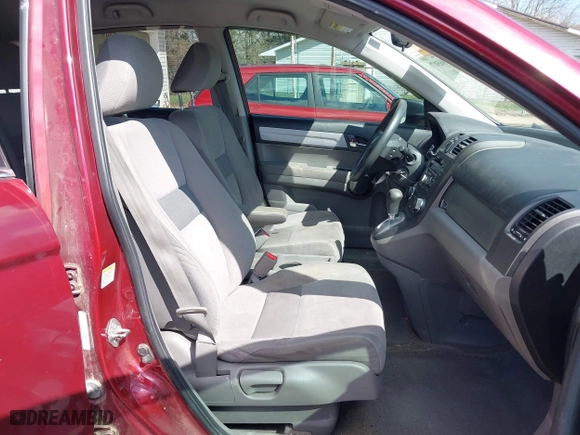 2011 Honda CR-V SE with VIN 5J6RE3H4XBL011357, listed as a IAAI auction lot 41865076 with 229,042 mi miles. Bid and sale history available at carsss.com. Image 5.