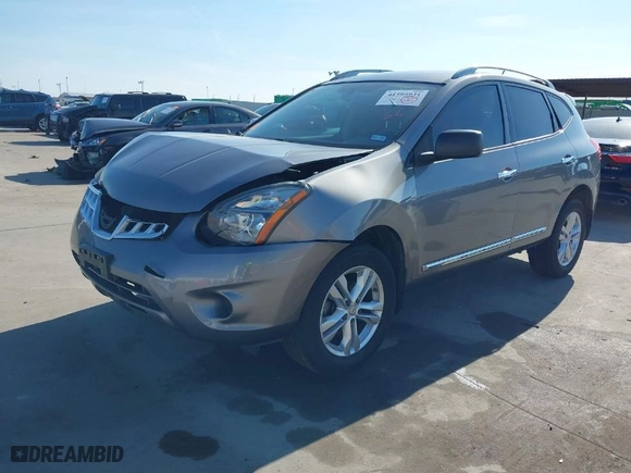 2015 Nissan Rogue Select S with VIN JN8AS5MTXFW161059, listed as a IAAI auction lot 41595931 with 99,701 mi miles. Bid and sale history available at carsss.com. Image 2.