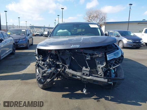 2019 Jeep Grand Cherokee Summit with VIN 1C4RJFJG0KC553199, listed as a IAAI auction lot 41352836 with 67,556 mi miles. Bid and sale history available at carsss.com. Image 12.